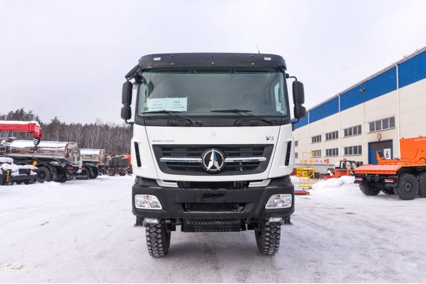 Седельный тягач BEIBEN 3343SA (6х6) КБ 3850 мм, шины 12.00R24, ССУ1540 мм (3.5”)