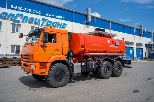 Автоцистерна для нефти АЦН-11Т УСТ 5453 Камаз 43118