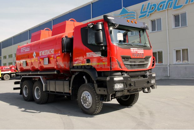 Автотопливозаправщик АТЗ-20-2