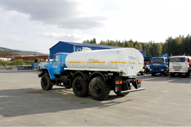 АЦПТ-8,0 (4675-10) с насосом Урал 5557Е5