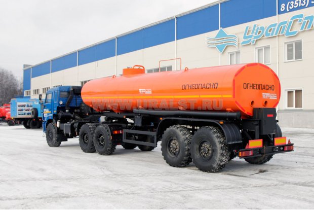 Полуприцеп цистерна 96742-11-04 нефтевоз с паровыми трубами