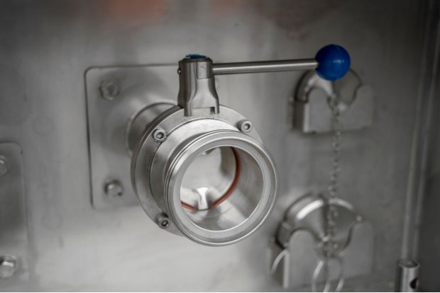 Узел разгрузки с дисковым затвором