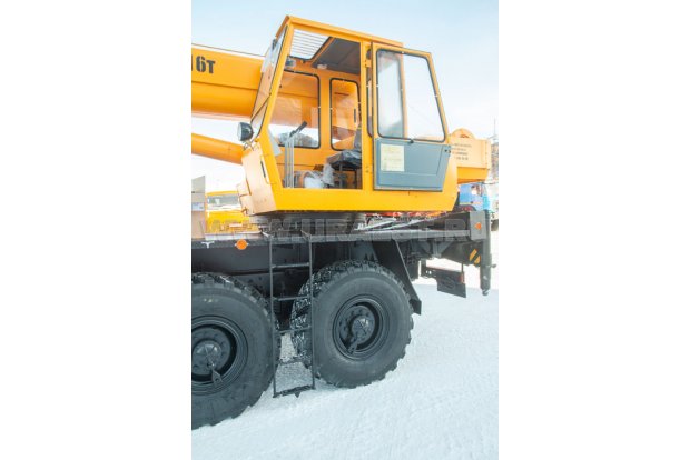 Автокран КС 35714 "Ивановец" Урал 5557