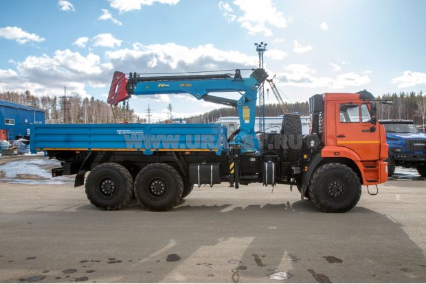 Бортовой автомобиль с КМУ ИМ-240А УСТ 54531J  Камаз 43118-3049-50
