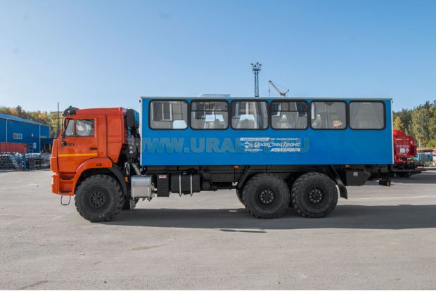 Автобус вахтовый 28+2 люкс УСТ 54535P Камаз 43118-50 сп.м