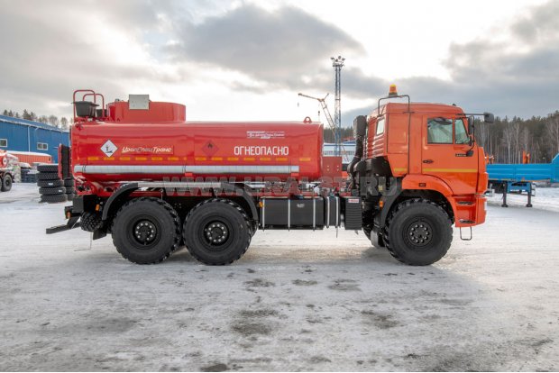 Автотопливозаправщик АТЗ-11Б УСТ 5453 Камаз 43118-50 сп.м. доработка под ДОПОГ УВЭОС