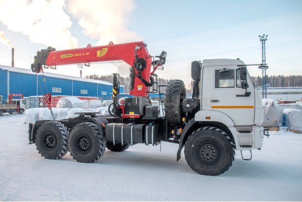 Седельный тягач с КМУ ИТ-180 (тросовый) УСТ 5453 Камаз 43118