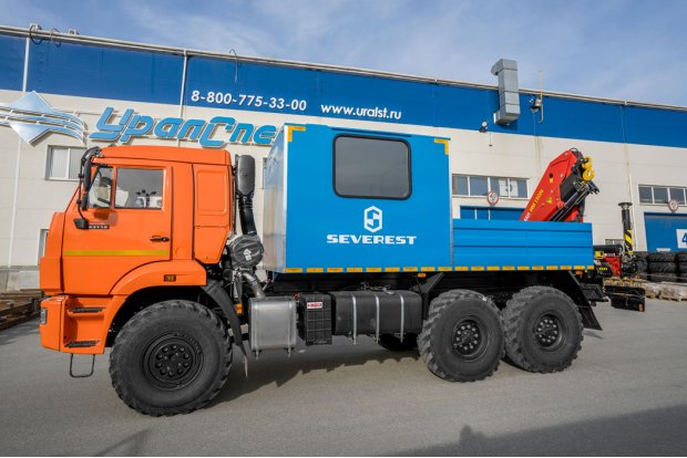 Грузопассажирский автомобиль с КМУ (ГПА кат.С) ГПА 6+2 откр. с КМУ ИМ-150N УСТ 5453 Камаз 43118, сп.м