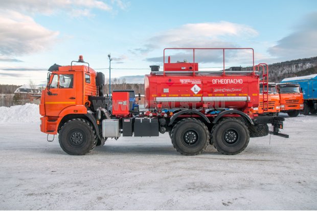 Автотопливозаправщик АТЗ-9Б УСТ 5453 Камаз 43118-50 доработка под ДОПОГ