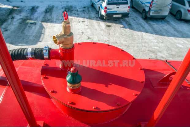 Инспекционный люк