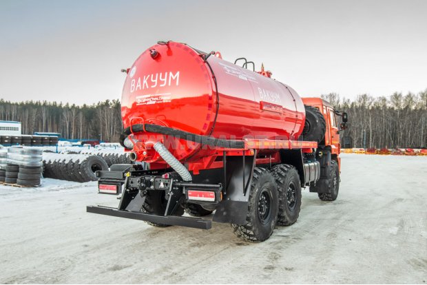 Автоцистерна вакуумная коммунальная МВ-10Т КО УСТ 5453 Камаз 43118-50, термос, карданно-ременный привод сп.м.