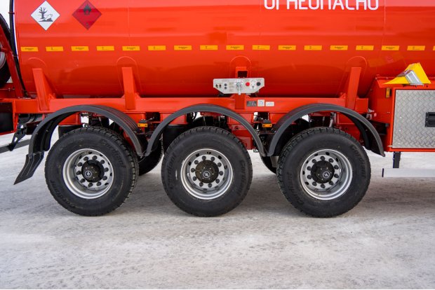 Оси полуприцепа