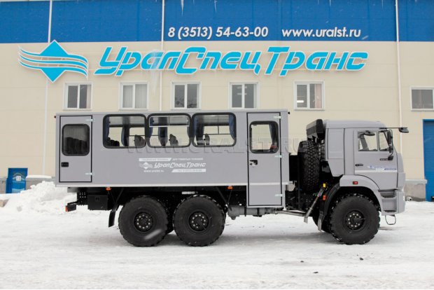 Вахтовый автобус 22 места УСТ-54535 на шасси Камаз 43118-46
