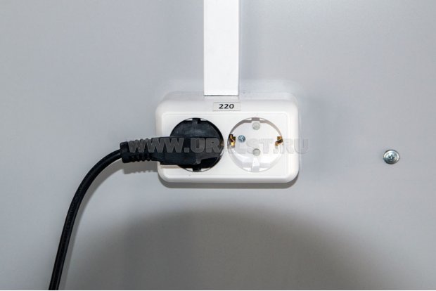 Розетки для подключения потребителей 220V