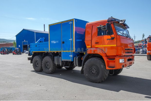 Грузопассажирский автомобиль ГПА 6+2 откр. с КМУ ИМ-25 УСТ 5453 Камаз 43118-50 сп.п.