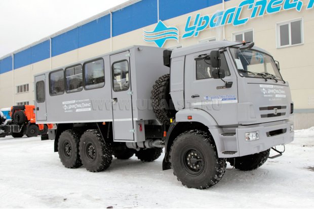 Вахтовый автобус 22 места УСТ-54535 на шасси Камаз 43118-46