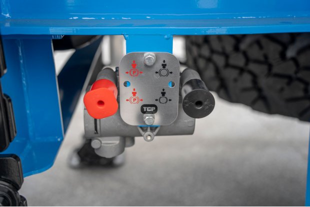 Кран управления стояночным тормозом