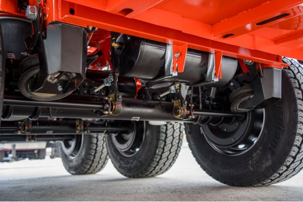 Передняя подъемная ось