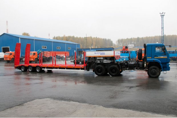Полуприцеп-тяжеловоз (трал) 9433.64-0000010