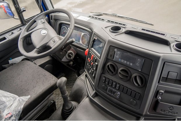 Кабина водителя