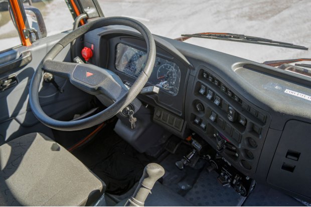 Кабина водителя