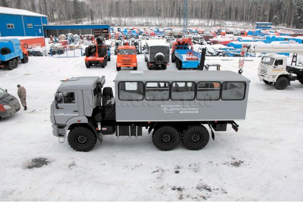 Вахтовый автобус 22 места УСТ-54535 на шасси Камаз 43118-46