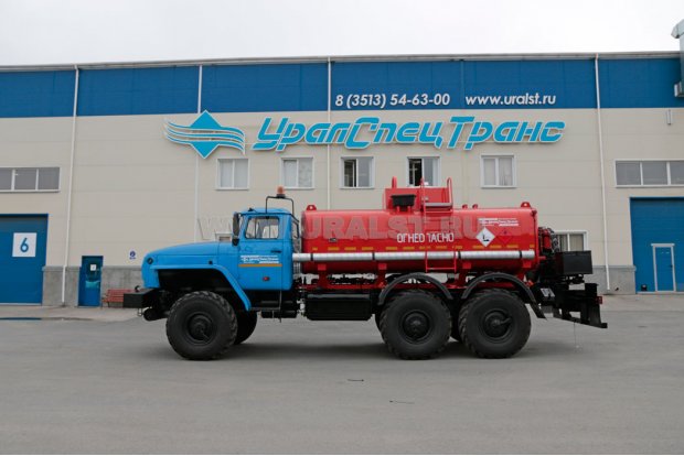 Автоцистерна АЦН-10 УСТ-5453 на шасси Урал 5557-70М