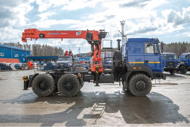 Седельный тягач с КМУ KS-1256G-II УСТ 5453 Урал 44202-82Е5
