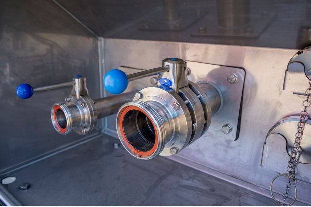 Узел разгрузки с дисковым затвором 