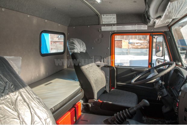 Автобус вахтовый 28 базовая УСТ 54535 Камаз 43118-50
