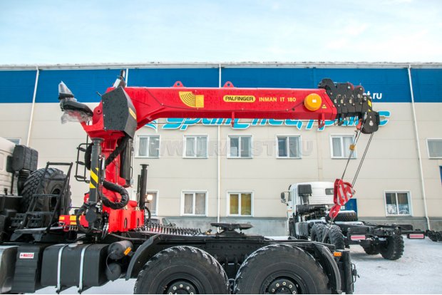 Седельный тягач с КМУ ИТ-180 (тросовый) УСТ 5453 Камаз 43118