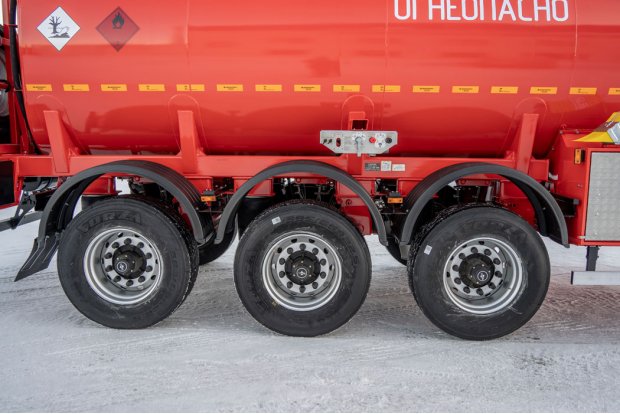 Оси полуприцепа