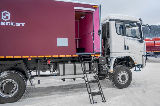 Выдвижная лестница