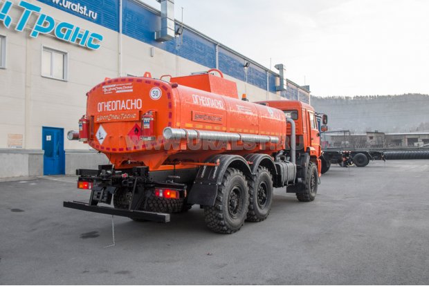 Автоцистерна АЦ-12Б УСТ-54530