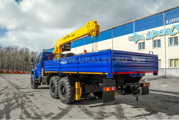 Бортовой автомобиль с КМУ SOOSAN SCS746 L УСТ 5453 Урал NEXT 4320-6951-74