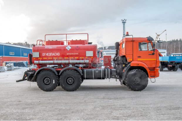 Автотопливозаправщик АТЗ-9-2Б УСТ 5453 Камаз 43118-50 сп.м