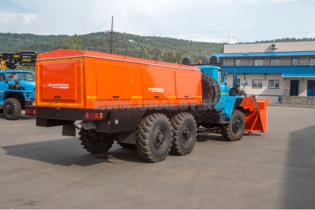 ДЭ-226, Урал 4320-1151-61 шнекоротор.снег.