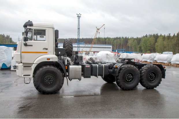 Седельный тягач Камаз 43118 УСТ-5453