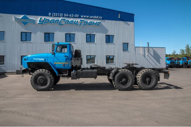 Седельный тягач УСТ 5453 Урал 4320-60Е5