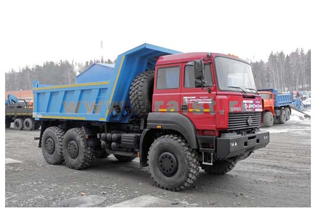 Самосвал Урал 6370 (бескапотный)