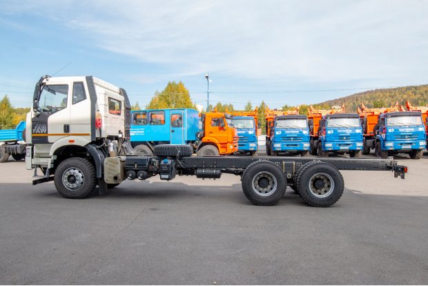 Шасси FAW СА3250 6х4, 420л.с., база 4800