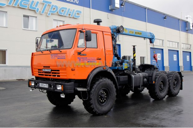Седельный тягач Камаз 53504-46 с крано-манипуляторной установкой ИТ-80