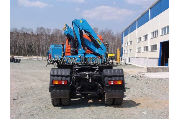 Седельный тягач КамАЗ-65225 с КМУ ИМ-95