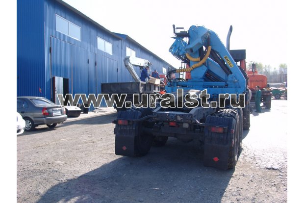 Седельный тягач Камаз 53504-46 с КМУ ИМ-150-04