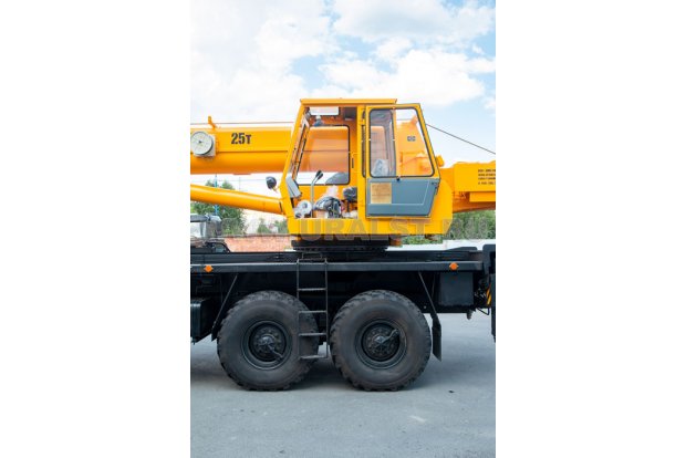 Автокран КС 45717-1 "Ивановец" Урал 4320Е5