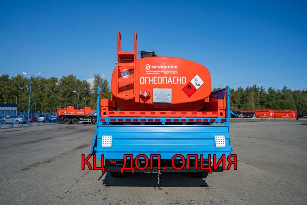Бортовой автомобиль с контейнер-цистерной (ДОП. ОПЦИЯ)