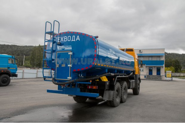 Автоцистерна для технической воды АЦВ-16 МАЗ-631708-311