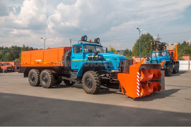 ДЭ-226, Урал 4320-1151-61 шнекоротор.снег.