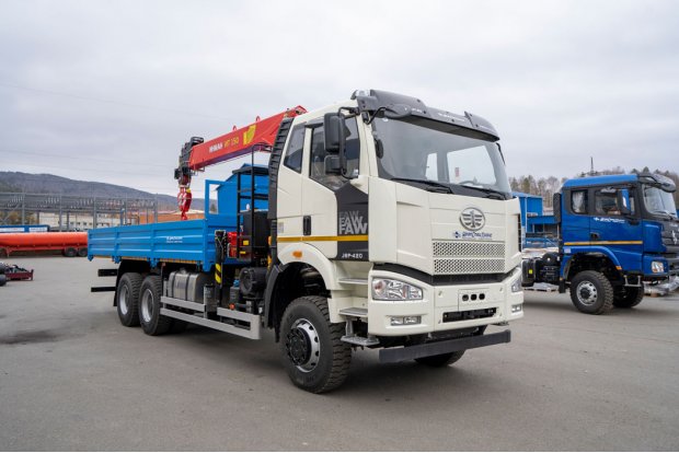 Бортовой автомобиль, УСТ 5453, с КМУ ИТ-150 УСТ 5453 FAW 3250 (6Х6)