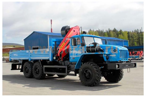Вариант исполнения - Бортовой Урал с КМУ Palfinger PK-15500, верхнее управление КМУ